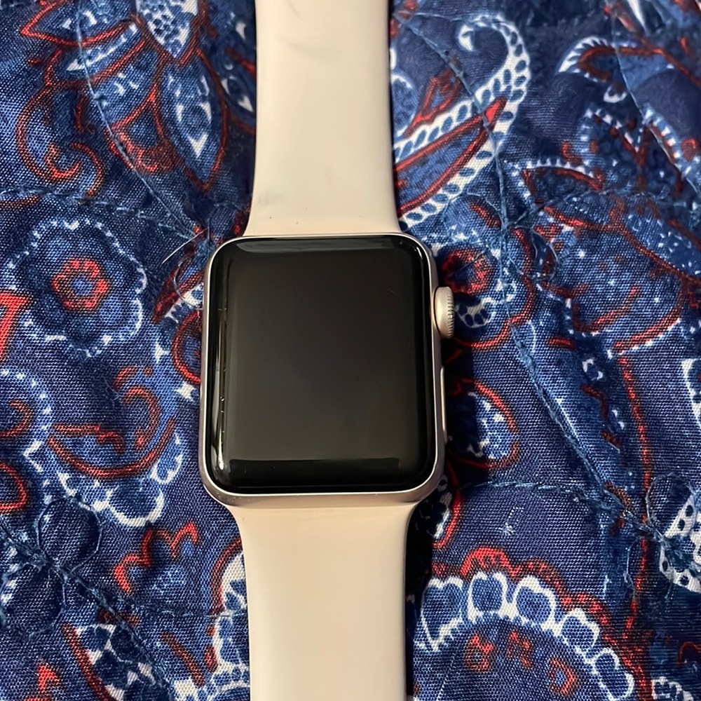 Apple Watch Series 3-38MM Aluminum case GPS